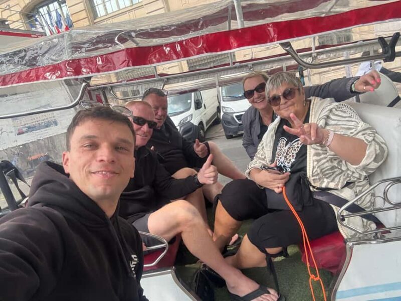 Paris by tuk-tuk: 2-hour Private Tour of Iconic City Landmarks - Authentic Stories and Snapshots