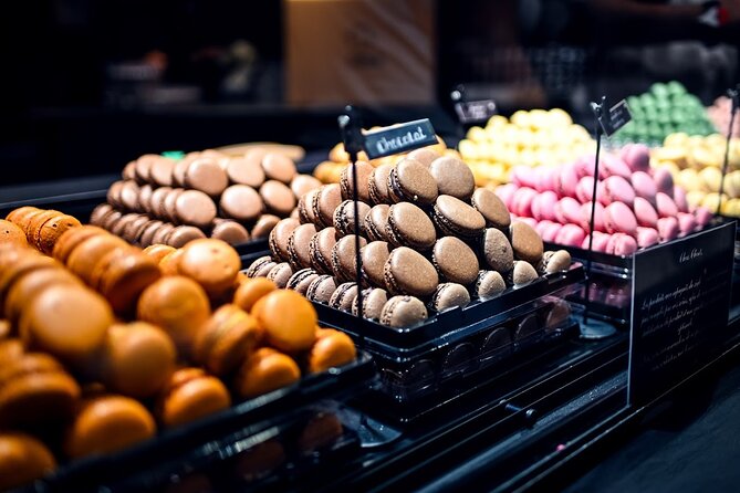 Paris Chocolate, Macaron & Pastry Food Tour: 10 Gourmet Tastings - Group size: why 15 travelers matters (a lot)