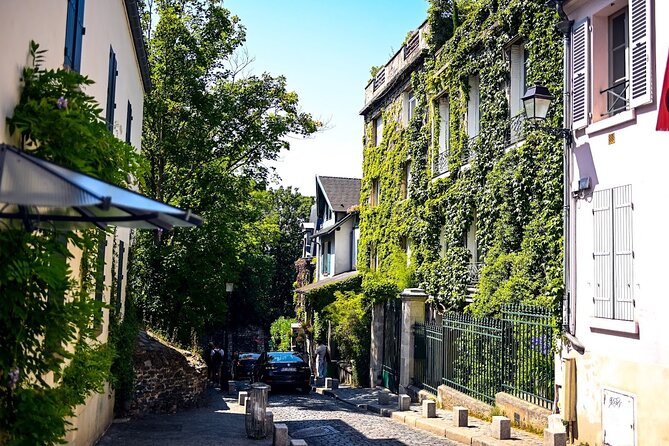 Paris Chocolate, Macaron & Pastry Food Tour: 10 Gourmet Tastings - What you’ll taste: the included 10-tasting lineup