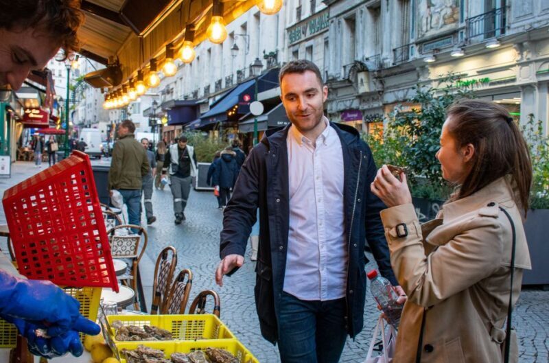 Paris Christmas Food Tour with Local Guide & Seasonal Treats - Key Points