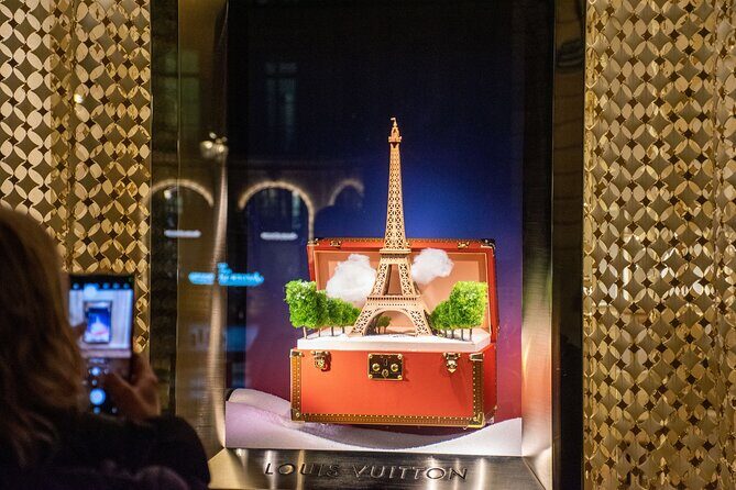 Paris Christmas Lights Small Group Walking Tour with Local Guide - Authentic Experiences and Tips