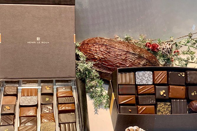 Paris Christmas Market & Chocolate Private Tour with Local Guide - The Sum Up