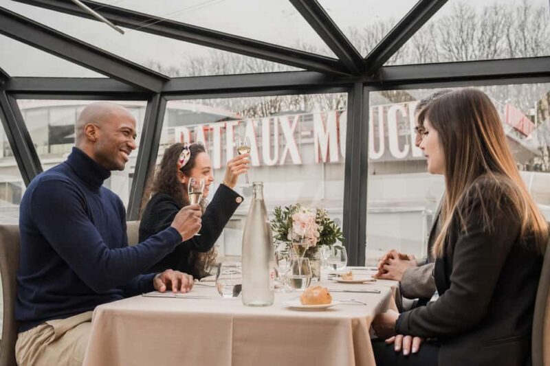 Paris : Christmas Special Lunch Cruise on the Seine River - Who Should Consider This Tour?