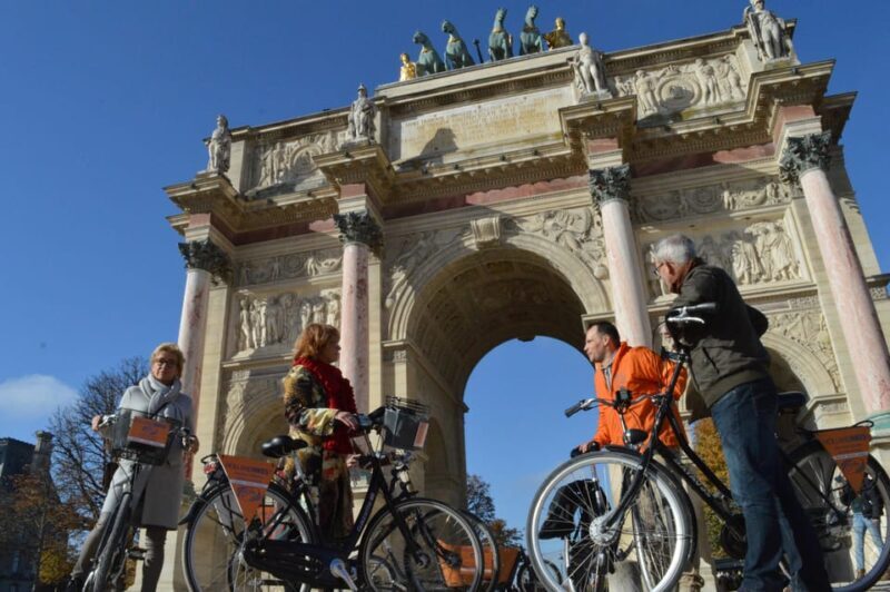 Paris: City Highlights Bike Tour - The Guides: Knowledgeable and Friendly