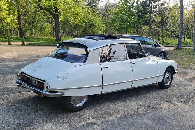 Paris City Tour 2h00 Citroën DS Vintage with Open Roof - FAQs