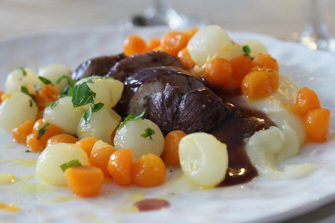 Paris Cooking Class and Lunch with Wine plus Market Visit Option - A Deep Dive Into the Experience