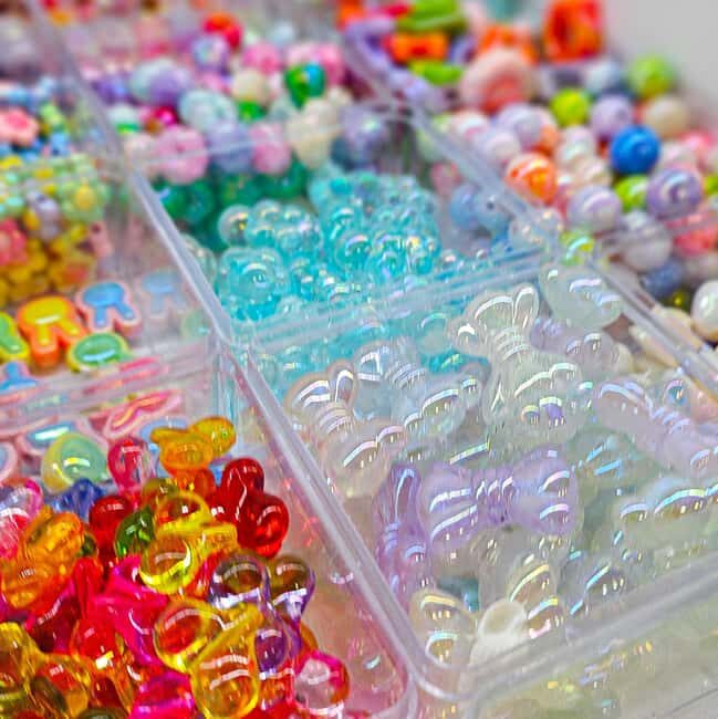 Paris: Create your phone strap, bag or keychain - What to Expect During the Workshop