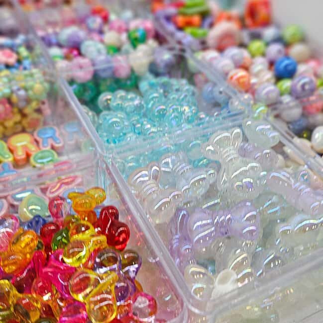 Paris: Create your phone strap, bag or keychain - FAQ