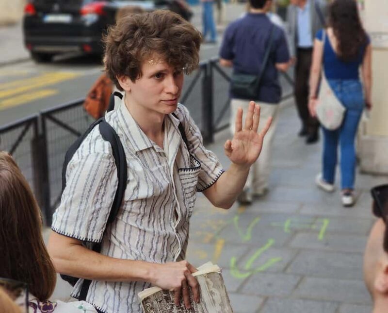 Paris: Creepy Middle Ages Walking Tour - Key Points