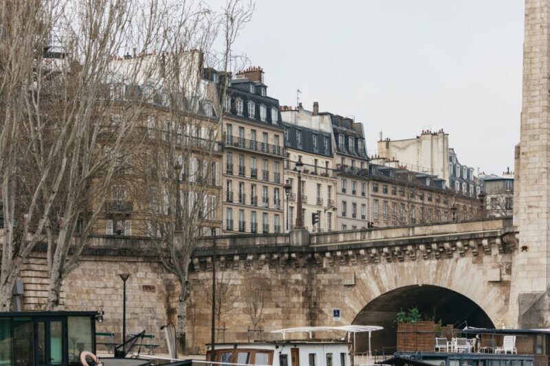 Paris: Cruise on the Saint-Martin Canal and Seine River - The Guides and Commentary