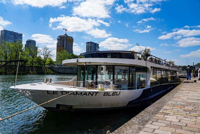 Paris: Cruise on the Seine with Brunch - Key Points