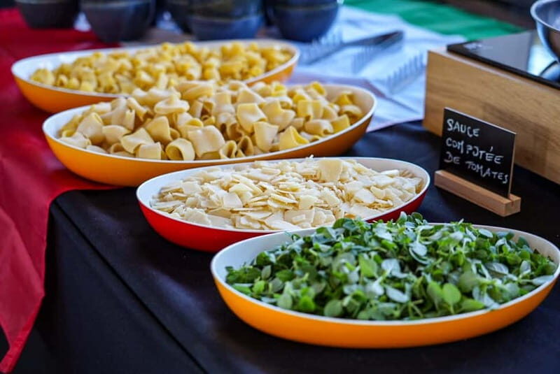 Paris: Cruise on the Seine with Brunch - FAQs