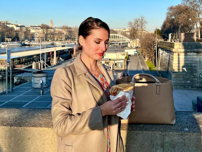 Paris: Day or Sunset Cruise with Drink, Ice Cream or Dessert - Seine cruise value: what $22 really buys you