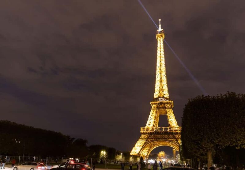 Paris: Dinner at The Eiffel Tower & Cruise - Key Points
