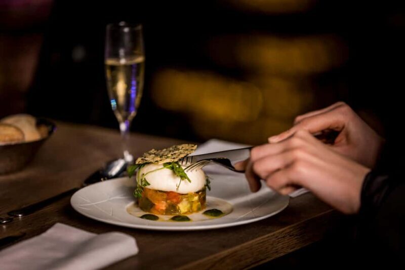 Paris: Dinner Cruise on the Seine and Eiffel Tower 2nd floor - What You Can Expect from This Tour