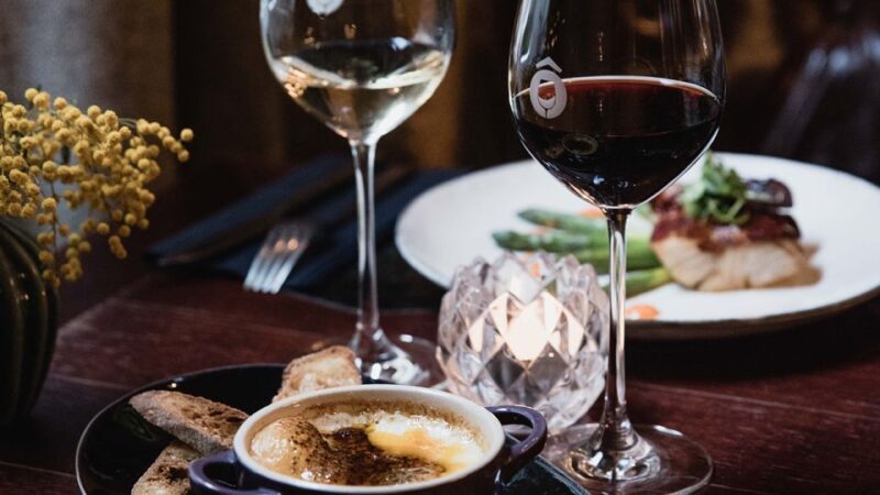 Paris: Dinner with Customized Wine Selection - Practical Tips for Your Visit