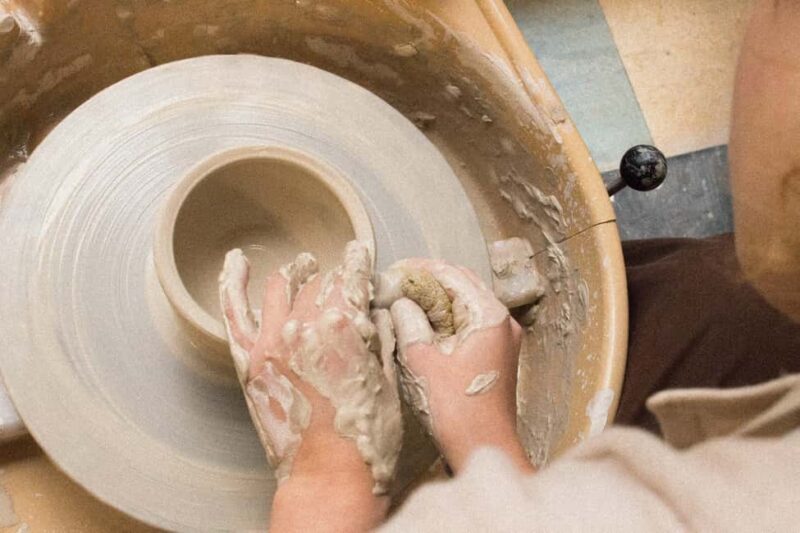 Paris : Discover the potter's wheel with Lucie. - Potential Downsides