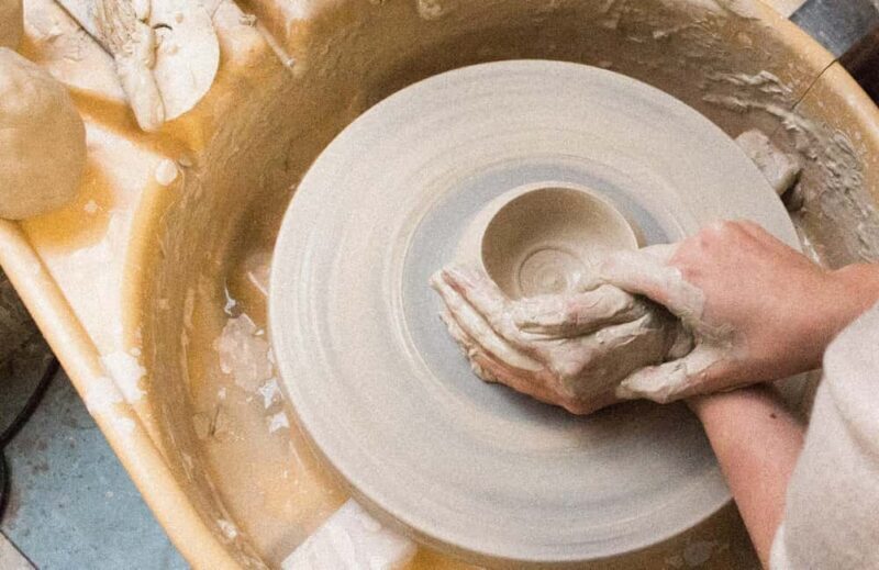 Paris : Discover the potter's wheel with Lucie. - FAQs