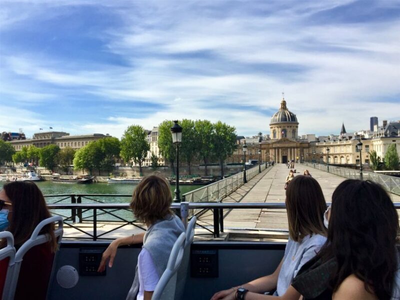 Paris: Discovery Hop-On Hop-Off and Paris by Night Tour - FAQ