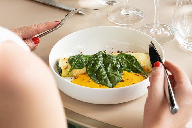 Paris Earliest Lunch at Eiffel Tower Madame Brasserie Restaurant - Accessibility & Additional Details