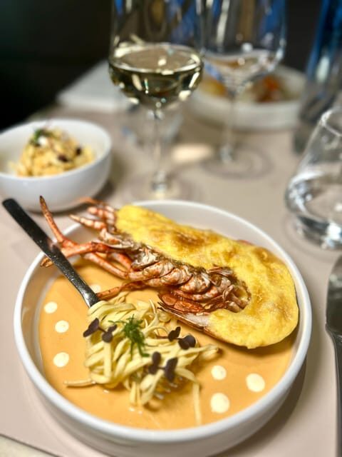 Paris: Eiffel Tower Dining, Gustave Menu at Madame Brasserie - Key Points