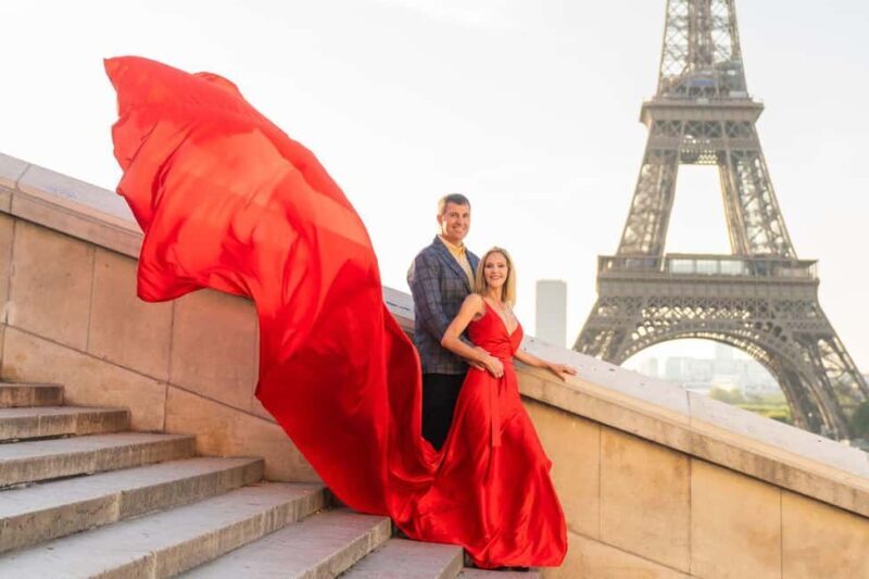 Paris: Eiffel Tower Glamor Photoshoot with Dress Options - What to Expect During the Photoshoot