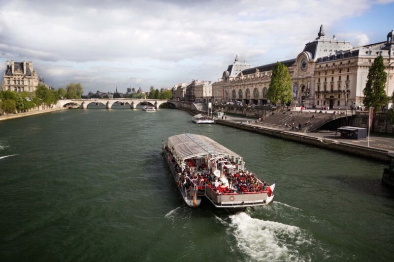 Paris: Eiffel Tower Hosted Tour, Seine Cruise and City Tour - Who Is This Tour Best For?