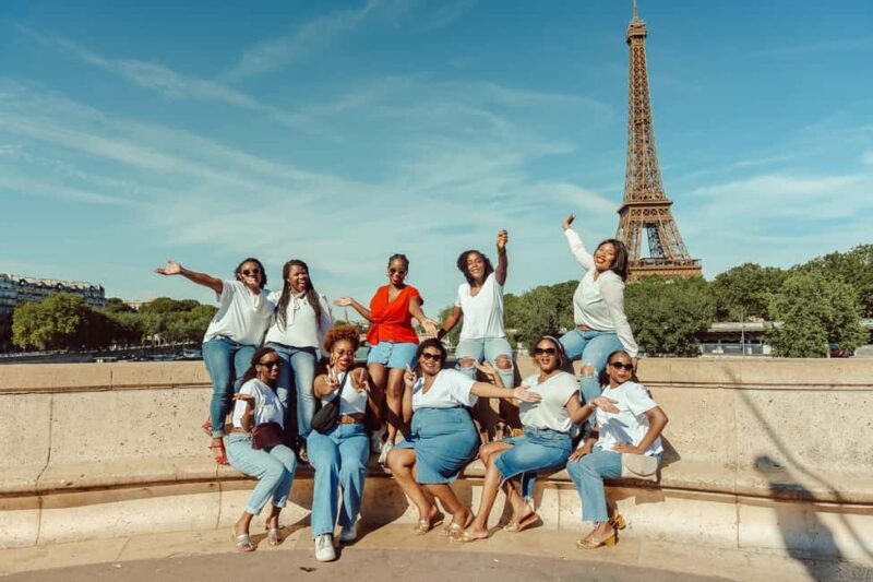 Paris: Eiffel Tower Street Photoshoot - An Experience That Adds a Personal Touch to Your Paris Visit