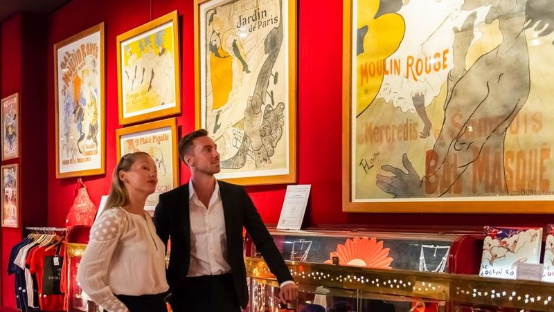 Paris: Evening Sightseeing Tour and Moulin Rouge Show - Timing: How Long the Night Will Take (and When You’ll Be Free)