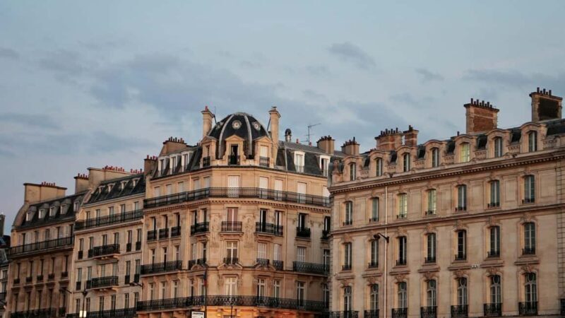 Paris: Explore the City of Light on a Magical Walking Tour - What to Expect From This Tour