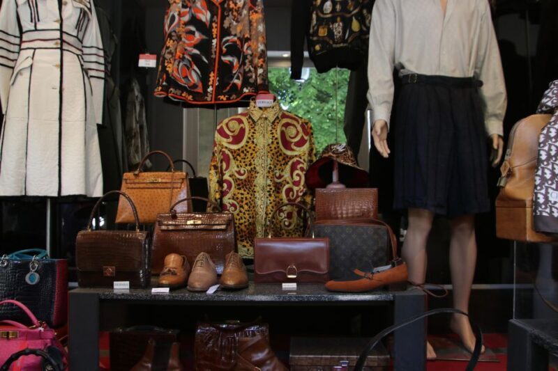 Paris: Fashion History Walking Tour in the Heart of Paris - Practicalities and Tips