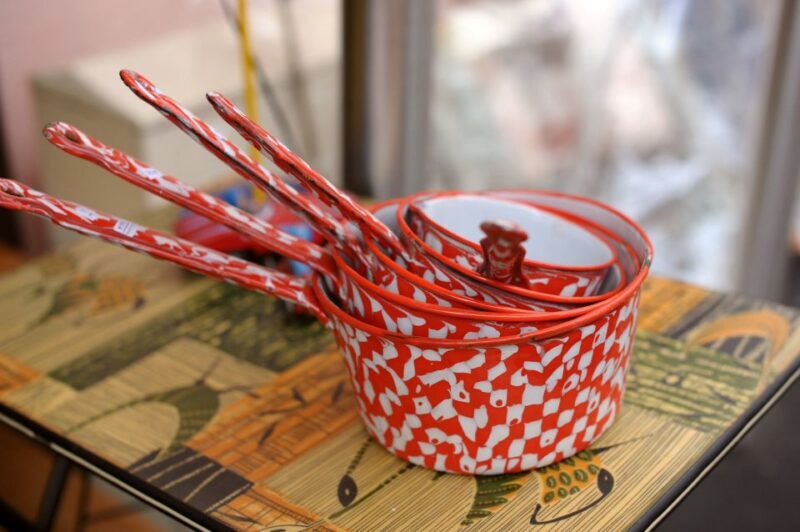 Paris: Flea Market Insider's Tour in Extra-Small Group - Key Points