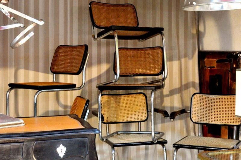 Paris: Flea Market Insider's Tour in Extra-Small Group - The Experience Vibe and Why People Love It