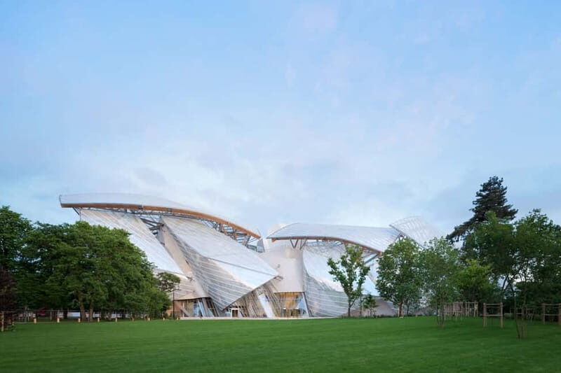Paris: Fondation Louis Vuitton Premium Access Ticket - Practicalities and Tips