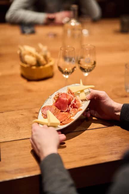 Paris: French Wine Tasting Class with Sommelier - Who Is This Tour Best Suited For?