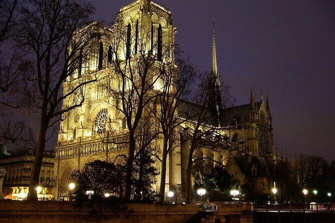 Paris Ghosts and Dark Stories Tour - An honest look at the Paris Ghosts and Dark Stories Tour