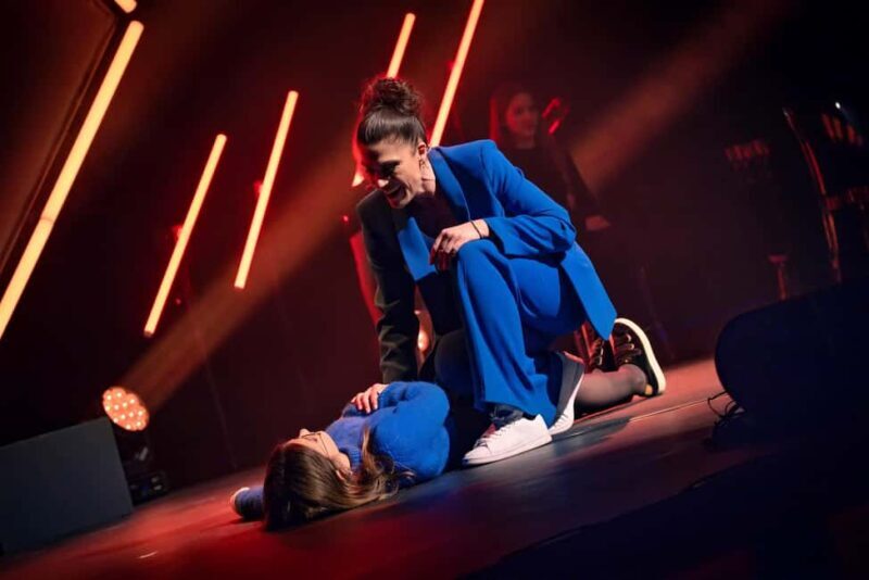 Paris - Giorda's "Hypn'ose" show at the Européen - Key Points