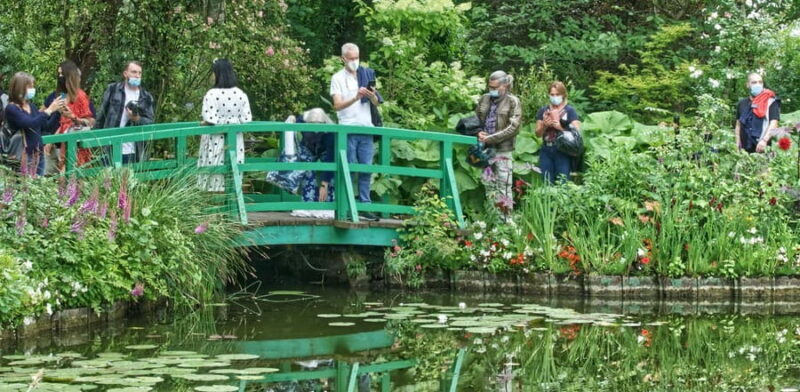 Paris: Giverny Day Trip with Monet's House and Gardens - Key Points