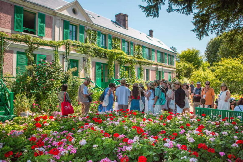 Paris: Giverny & Versailles Small Group or Private Tour - Key Points