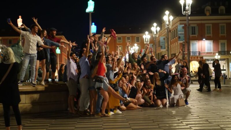 Paris: Guided New Year's Eve Bar Crawl with Drink 2026 - The Breakdown: What the Night Looks Like