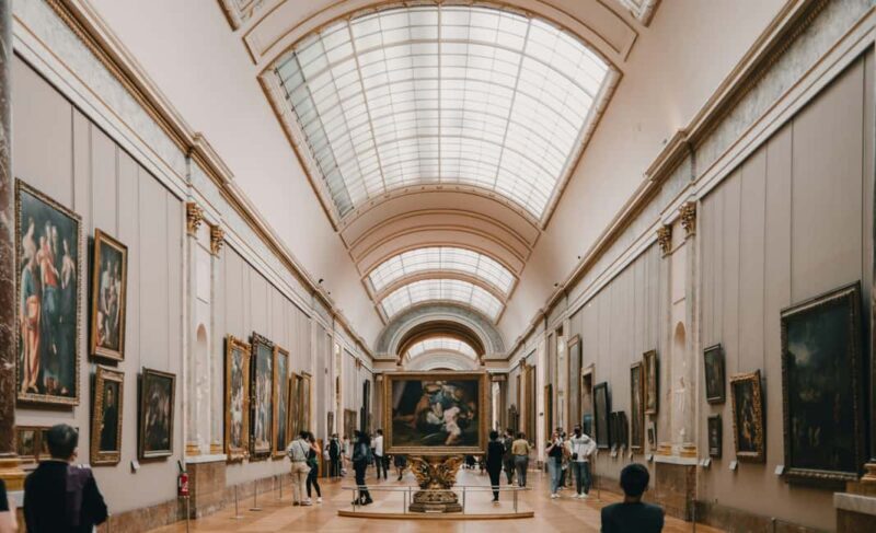 Paris: Guided visit of the Louvre Museum in Spanish - Why Choose This Tour?
