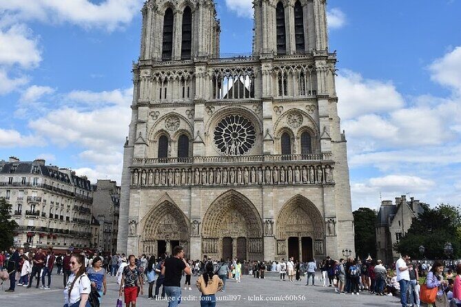 Paris Historic Private 3-hour Walking Tour with WWII Landmarks - Who Will Appreciate This Tour?