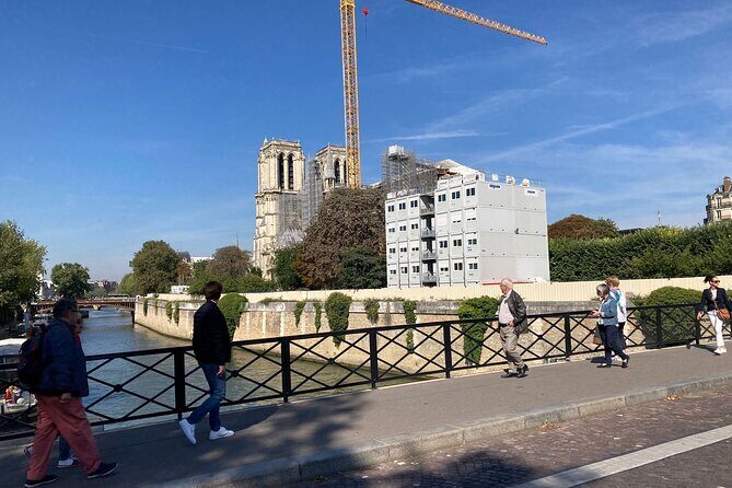 Paris Île de la Cité and Notre Dame Walking Tour With Crypt - FAQs
