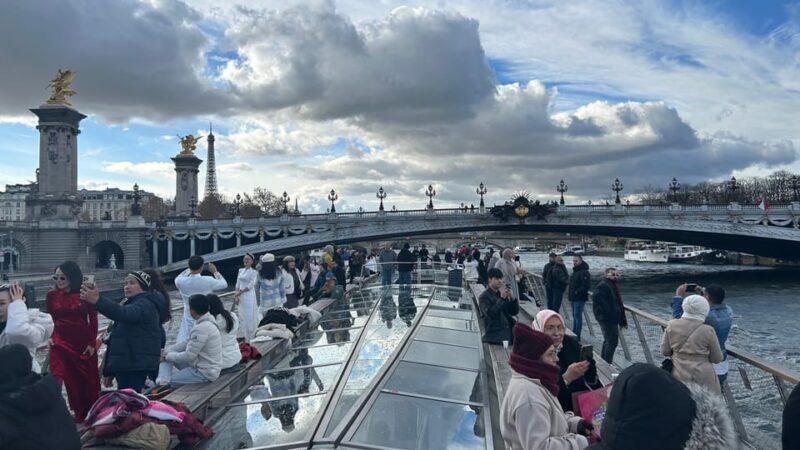 Paris: Illuminations River Cruise with Audio Commentary - Practical Tips & Final Thoughts