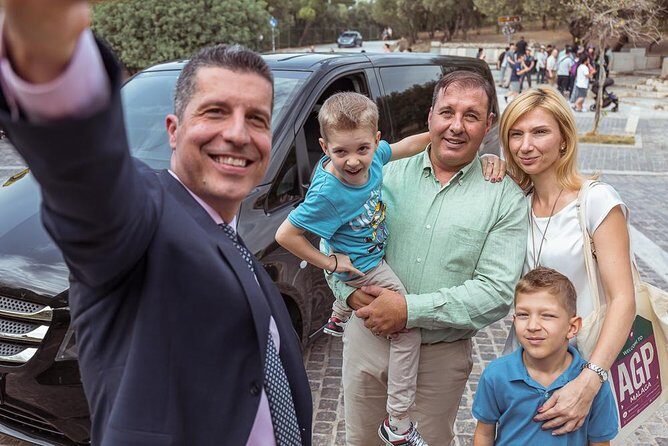 Paris in 2, 4 or 8 hours Private & Customizable Tour with a local - Key Points