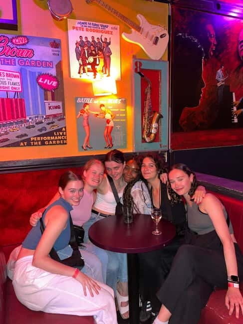 Paris International Pub Crawl with Free Shots & Fun Games - Key Points