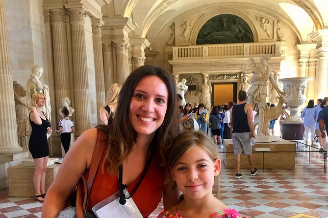 Paris Kids and Families Private Louvre Tour - Meeting point: Place du Carrousel and why it matters
