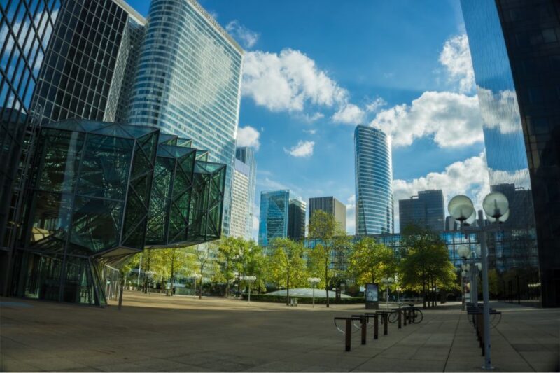 Paris: La Défense Private Guided Tour - A Closer Look at the Experience