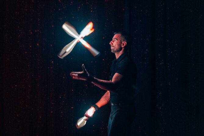 Paris La Nouvelle Eve Cabaret Show in Montmartre - Where La Nouvelle Eve Fits Into a Paris Night