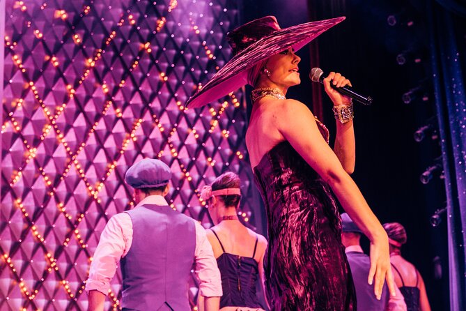 Paris La Nouvelle Eve Cabaret Show in Montmartre - Paris Je T’aime: What the Performance Actually Feels Like